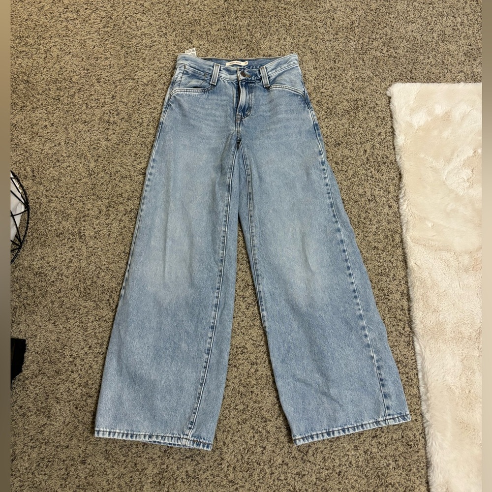 94’ Levi baggy wide leg jeans